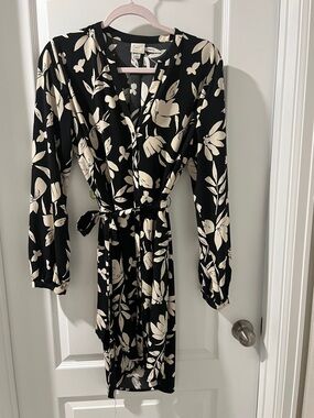 a new day Black and Cream Floral Wrap Dress - Long Sleeve